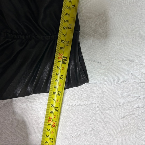 Faux Leather Hi Lo Maxi Skirt Women Size Medium Pleated Goth Grunge Whimsygoth - Picture 6 of 9